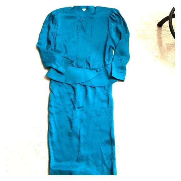 Vintage two piece teal blue skirt set - Picture 2 of 8